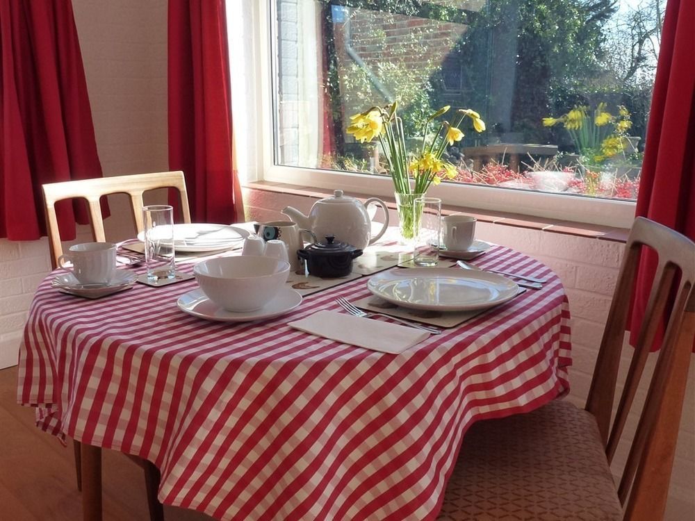 Manor Farm Stay Sutton-on-Sea Bagian luar foto